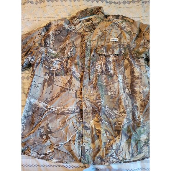 Camoflage Mens short sleeved button up shirt - Picture 1 of 3
